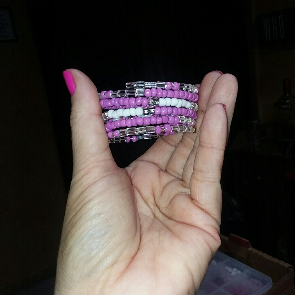 Handmade 5 loop wire bracelet - Picture 4 of 5